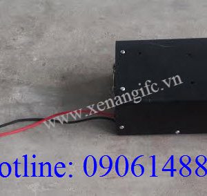 Sạc xe nâng điện bán tự động