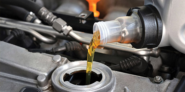 Có cần thay đổi dầu của động cơ không?